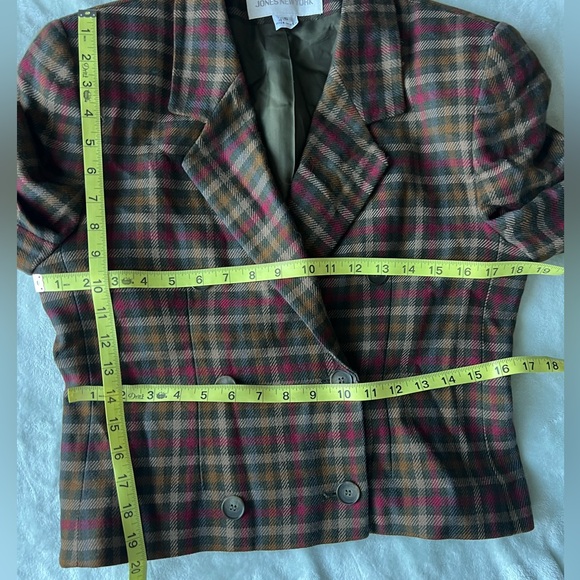 Jones New York 100% Wool Plaid Cropped Double Breasted Blazer size 6 - Picture 9 of 12